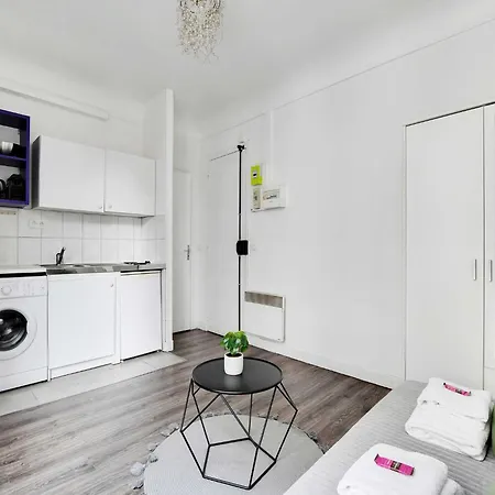 - 2p- Place De Clichy 公寓