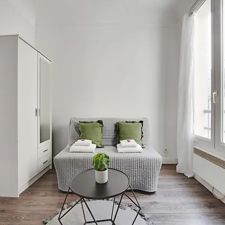 Apartment - 2p- Place De Clichy Paris