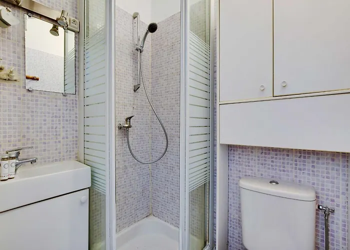 - 2p- Place De Clichy شقة *