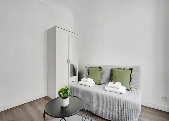 דירה - 2p- Place De Clichy פריז